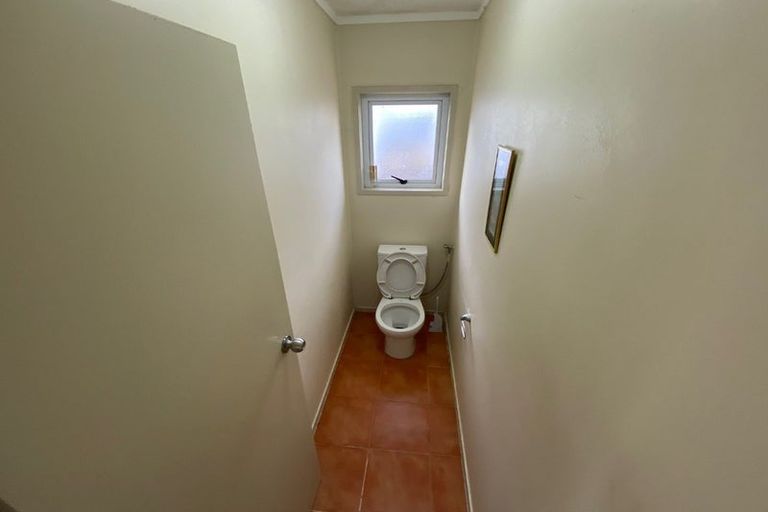 Photo of property in 298 Bucklands Beach Road, Bucklands Beach, Auckland, 2012