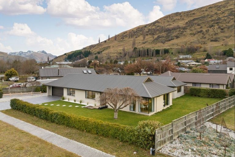 Photo of property in 11 Portree Drive, Lower Shotover, Queenstown, 9371