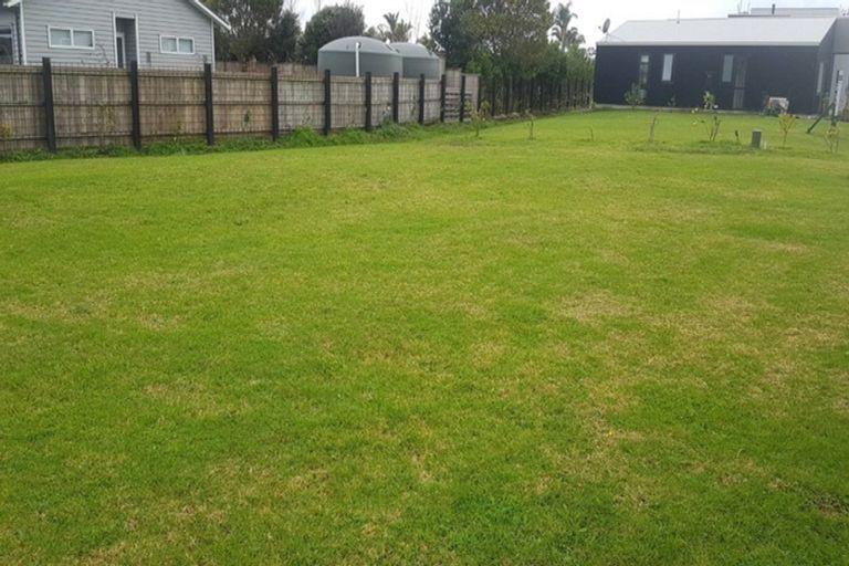 Photo of property in 13 Citrus Place, Mangawhai, 0505