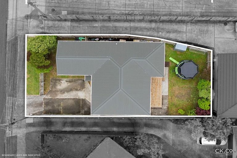 Photo of property in 113b Waiwhetu Road, Waterloo, Lower Hutt, 5011