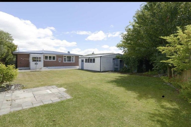 Photo of property in 12 Algidus Street, Sockburn, Christchurch, 8042