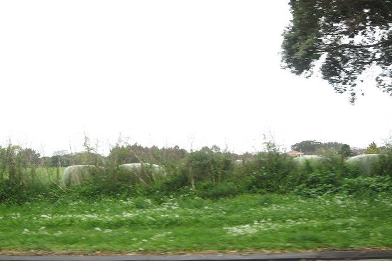 Photo of property in 10 Bayly Street, Waitara, 4320