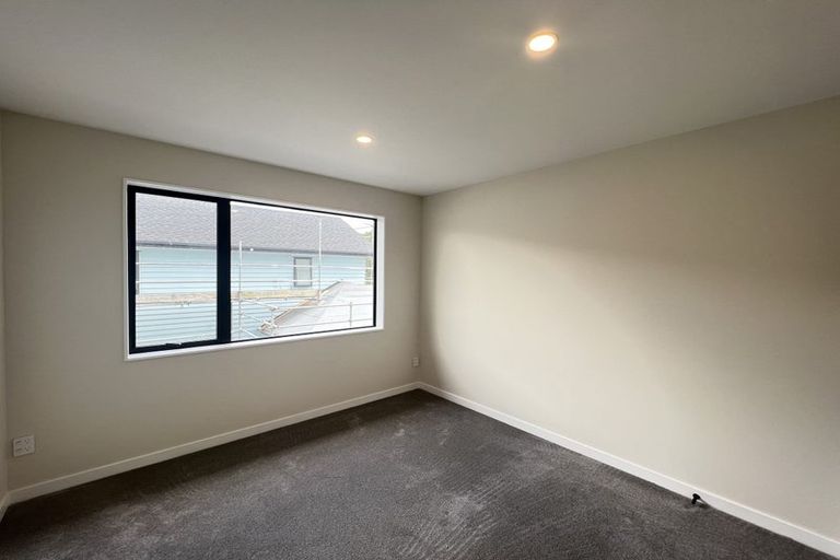 Photo of property in 23 Sidwell Road, Wainui, 0932