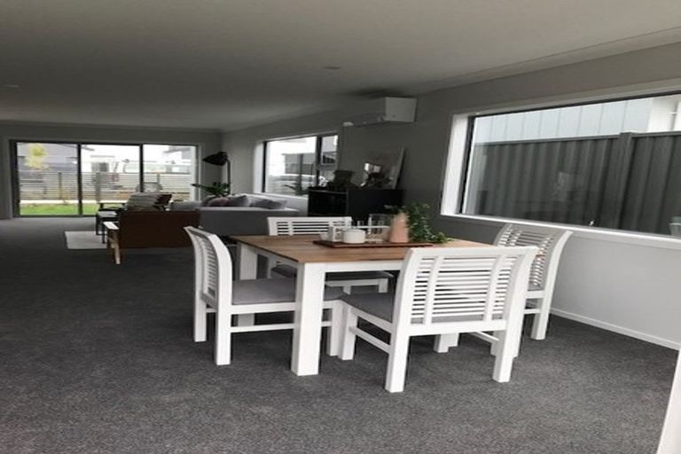 Photo of property in 9 Torea Place, Kenepuru, Porirua, 5022