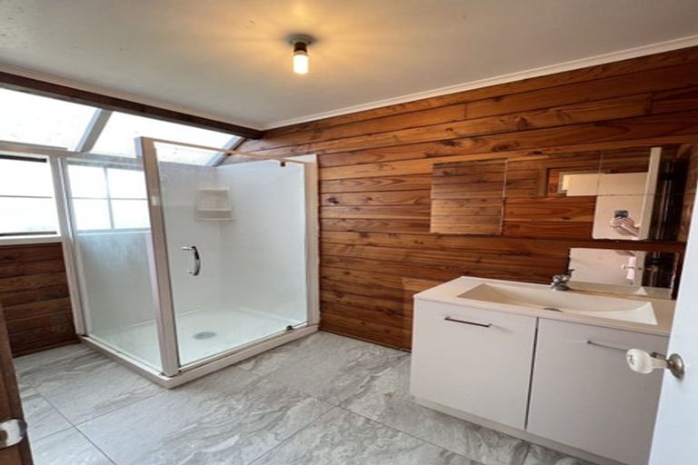 Photo of property in 1a Viewland Avenue, Onehunga, Auckland, 1061