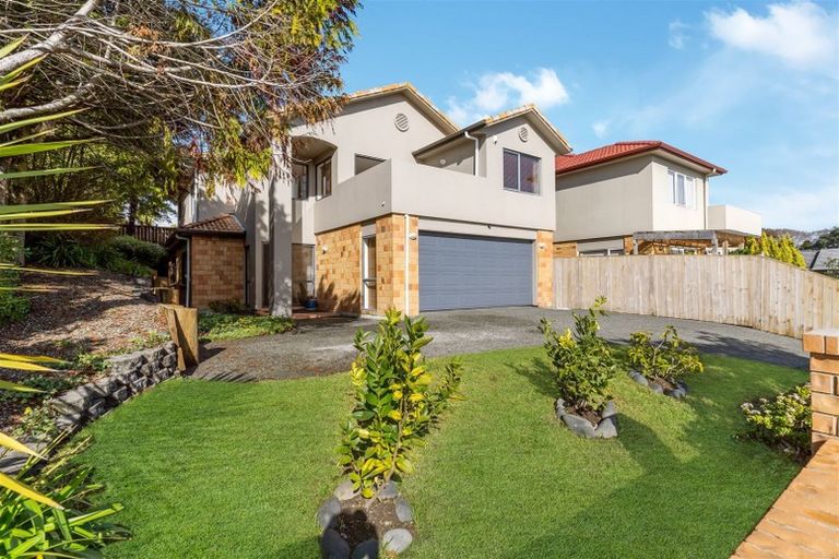 Photo of property in 1a Simmental Crescent, Somerville, Auckland, 2014