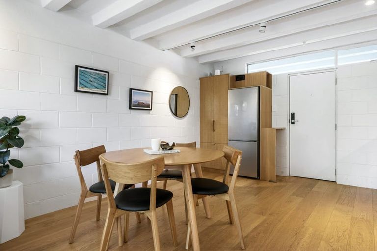 Photo of property in 14/73 Princes Street, Northcote Point, Auckland, 0627