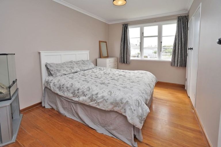 Photo of property in 12 Le Quesne Place, Fairfield, Hamilton, 3214