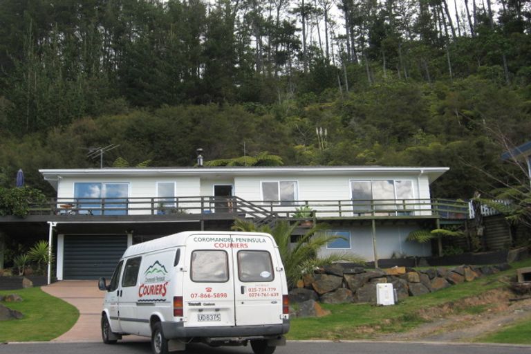 Photo of property in 9 Ailsa Place, Tairua, 3508