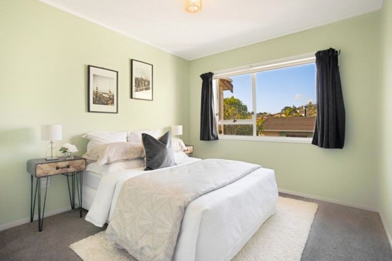 Photo of property in 1/13 Redwing Street, Browns Bay, Auckland, 0630