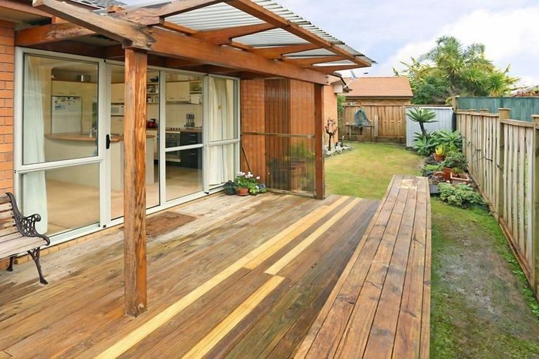 Photo of property in 1 Braestar Court, Henderson, Auckland, 0612
