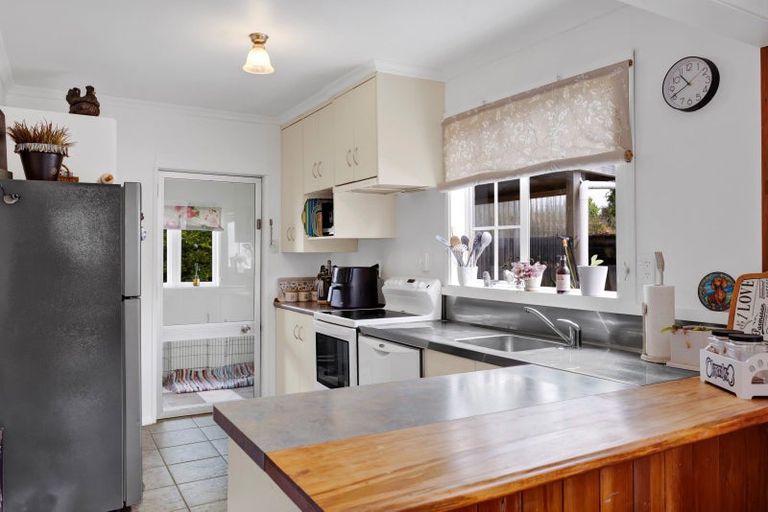 Photo of property in 427 Broadway, Stratford, 4332