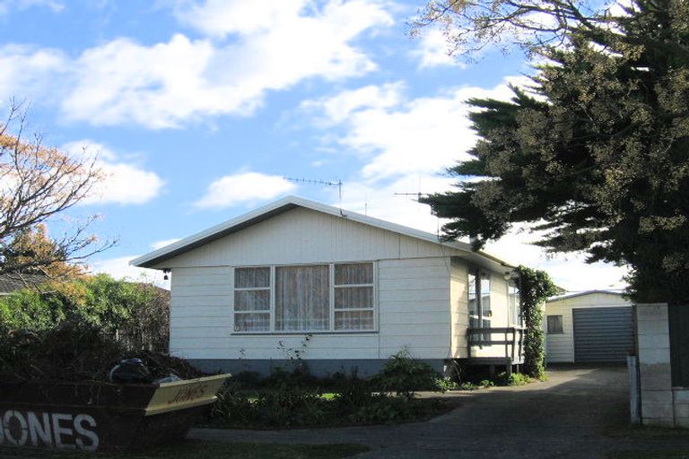 Property details for 52 Atherfold Crescent, Greenmeadows, Napier, 4112