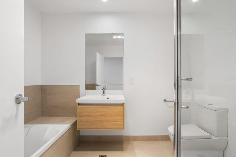 Photo of property in 5 Tuiri Lane, Manurewa, Auckland, 2102