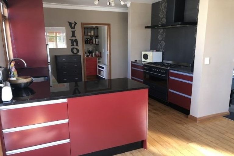 Photo of property in 32 Hardie Street, Hokowhitu, Palmerston North, 4410