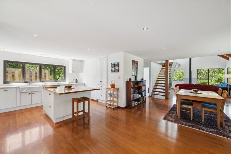 Photo of property in 28 Lady Cobham Grove, Anakiwa, Picton, 7281