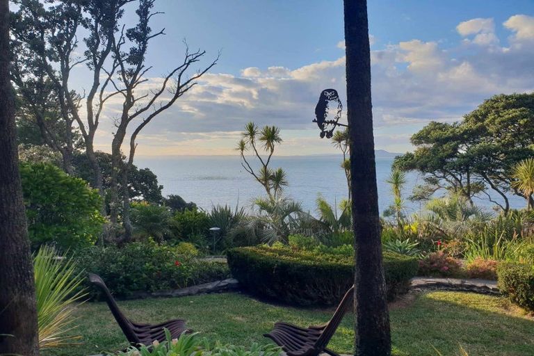 Photo of property in 75 Cliff Road, Torbay, Auckland, 0630