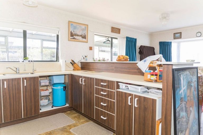 Photo of property in 23d Victoria Avenue, Dannevirke, 4930