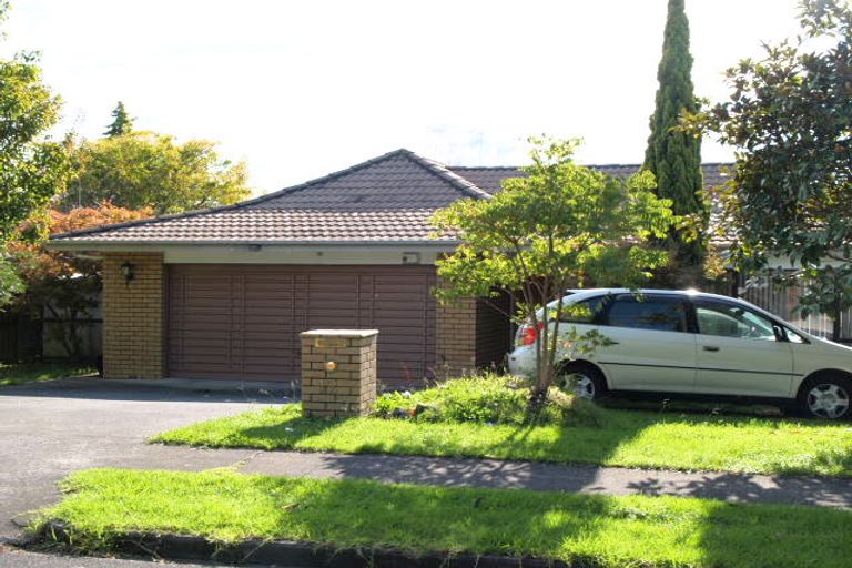 Photo of property in 12 Eastridge Court, Northpark, Auckland, 2013