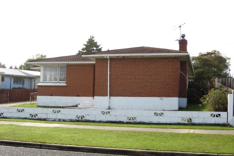 Photo of property in 1 Vulcan Road, Waldronville, Dunedin, 9018