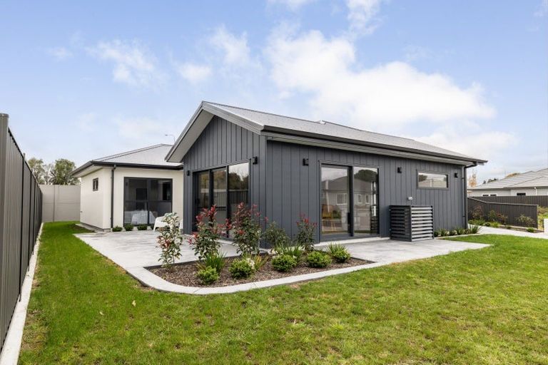 Photo of property in 24 George Yee Place, Taradale, Napier, 4112