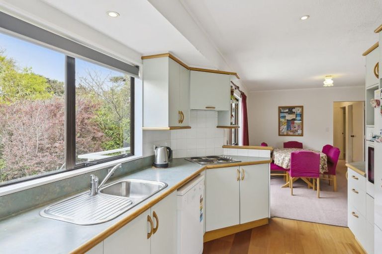 Photo of property in 66 Renown Road, Raumati South, Paraparaumu, 5032