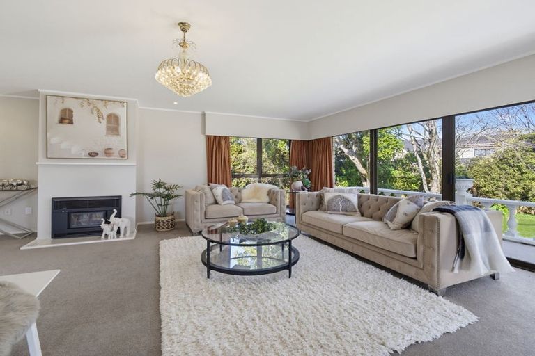 Photo of property in 14 Norfolk Rise, Waiuku, 2123