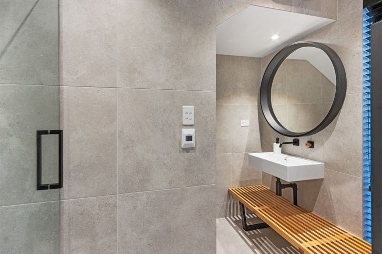 Photo of property in 19 Cass Bay Place, Cass Bay, Lyttelton, 8082