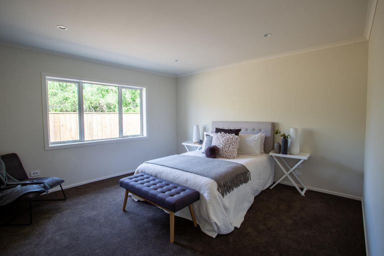 Photo of property in 62 Feist Street, Carterton, 5713