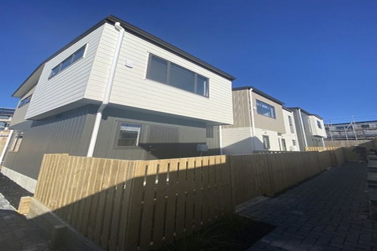 Photo of property in 5/39 Renata Crescent, Te Atatu Peninsula, Auckland, 0610