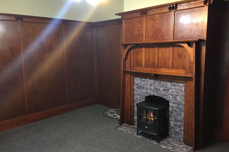 Photo of property in 15 Kelvin Street, South Hill, Oamaru, 9400