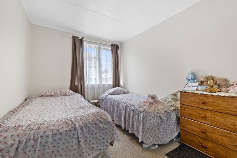 Photo of property in 67 Fairfield Road, Hawera, 4610