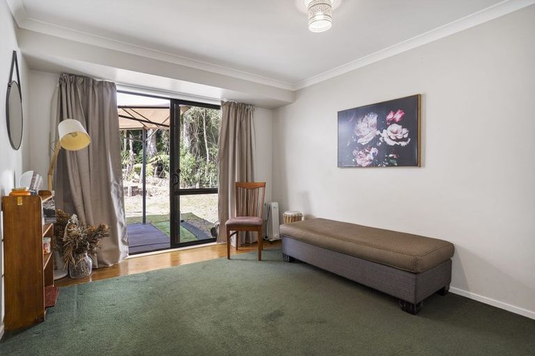 Photo of property in 63 Tram Road, Swanson, Auckland, 0614