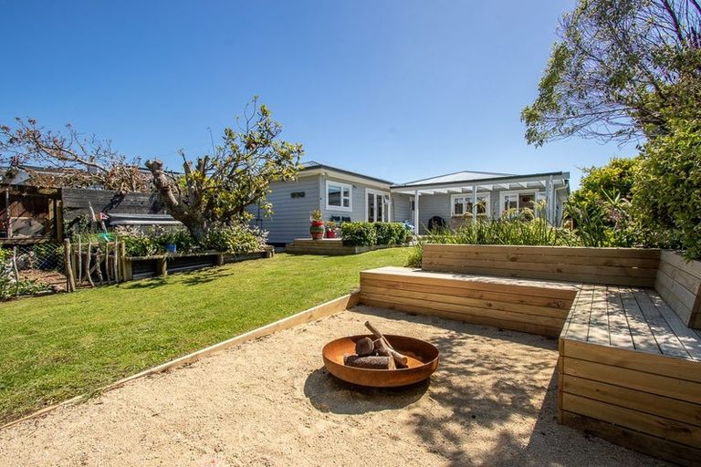 Photo of property in 264 Rosetta Road, Raumati Beach, Paraparaumu, 5032