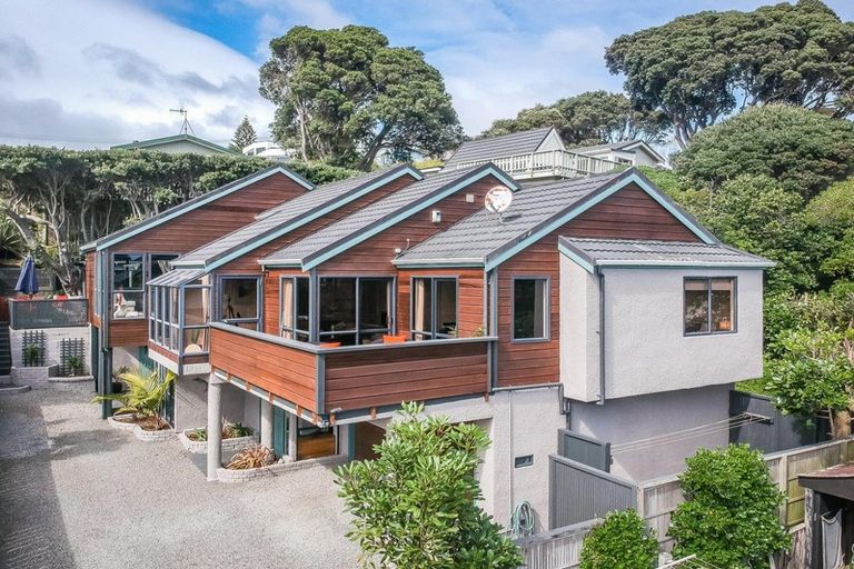 Photo of property in 37b The Esplanade, Raumati South, Paraparaumu, 5032