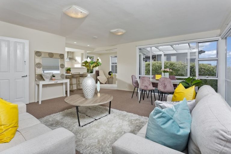 Photo of property in 1/33 Hythe Terrace, Mairangi Bay, Auckland, 0630