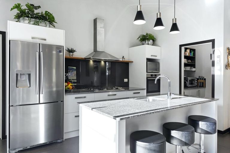 Photo of property in 21 Stewart Glen, Acacia Bay, Taupo, 3385