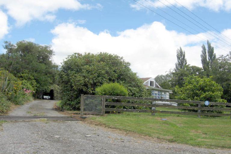 Photo of property in 16 Alexandra Road, Raetihi, 4632