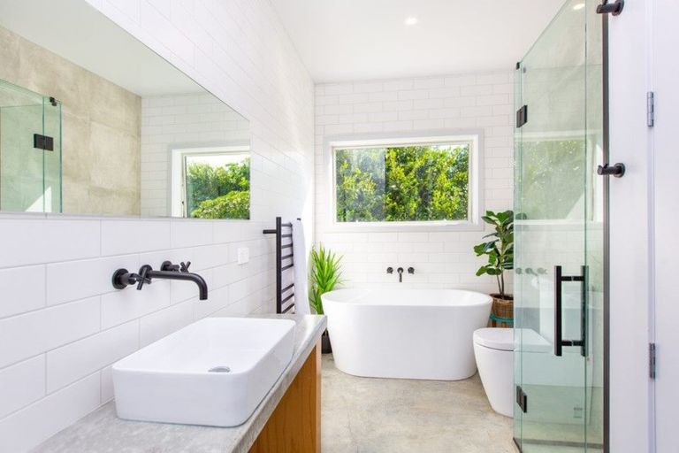 Photo of property in 497b Wainui Road, Raglan, 3297