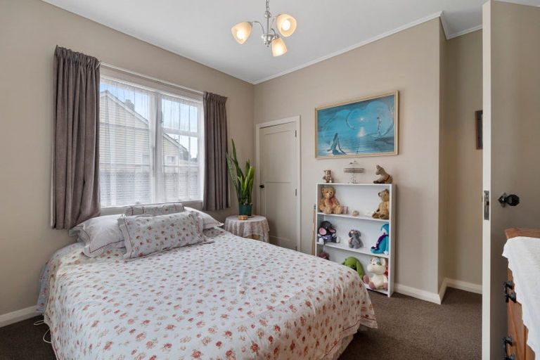 Photo of property in 68 Conway Road, Eltham, 4322