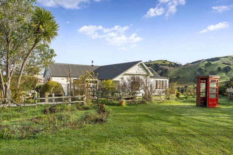 Photo of property in 1453a Masterton Castlepoint Road, Tauweru, Masterton, 5889