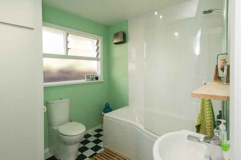 Photo of property in 179 Pine Avenue, South New Brighton, Christchurch, 8062