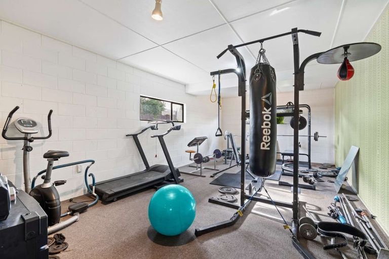 Photo of property in 30 Leven Street, South Hill, Oamaru, 9400