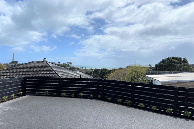 Photo of property in 16d Ridd Street, Lynmouth, New Plymouth, 4310