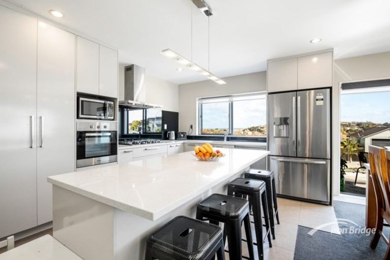 Photo of property in 261 Alec Craig Way, Gulf Harbour, Whangaparaoa, 0930