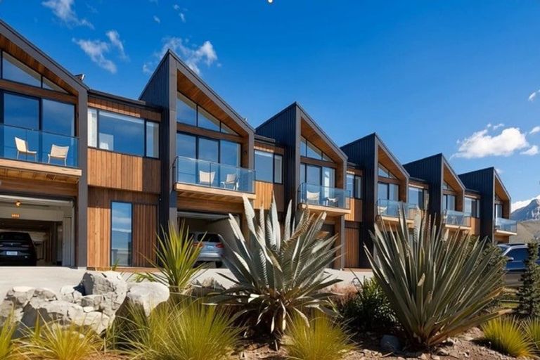 Photo of property in 30 Studholme Road, Wanaka, 9382