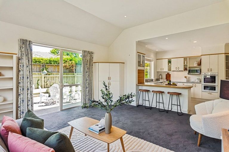 Photo of property in 2b Maple Lane, Waikanae, 5036