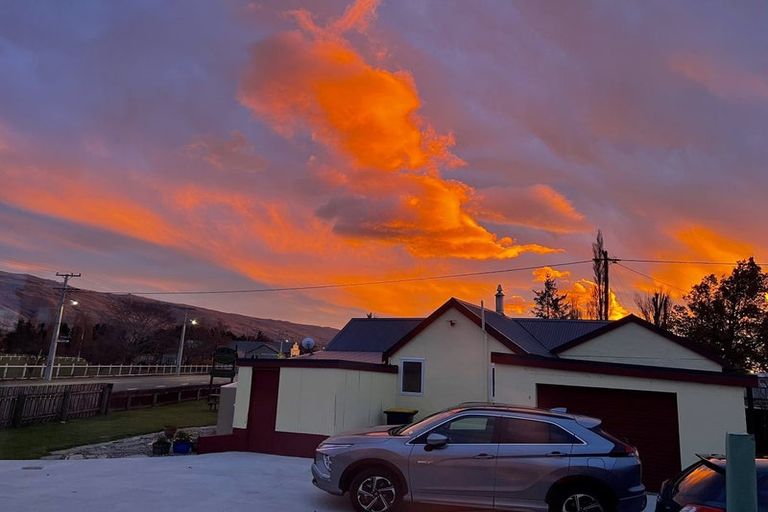 Photo of property in 6 Swansea Street, Middlemarch, 9597