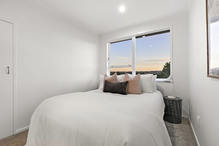 Photo of property in 20 Edgerton Road, Te Atatu Peninsula, Auckland, 0610