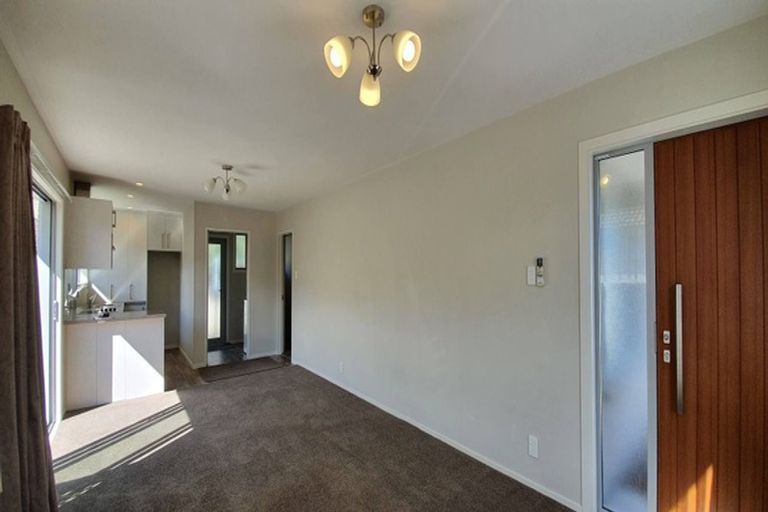 Photo of property in 2/19 Suva Street, Upper Riccarton, Christchurch, 8041